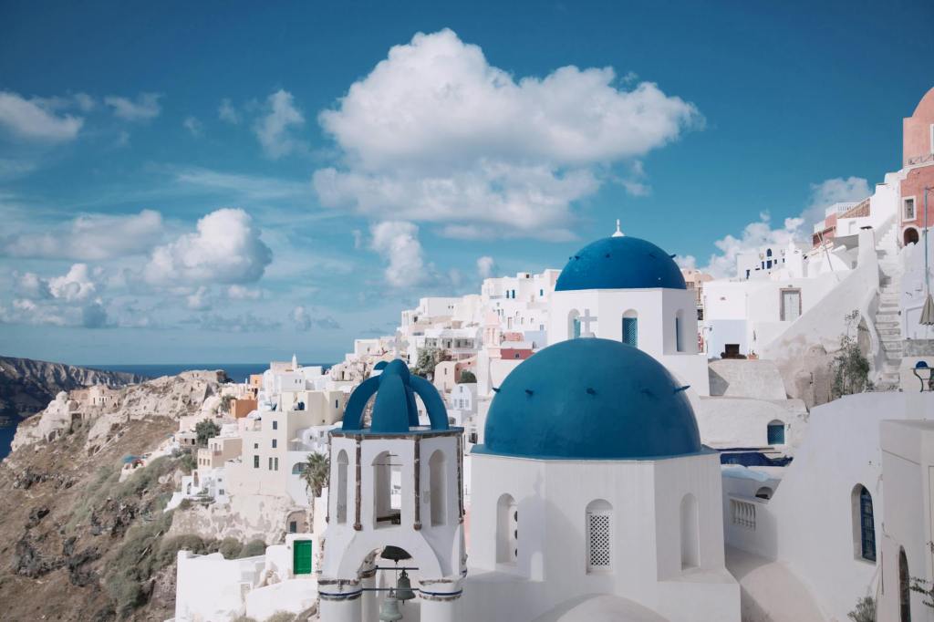 Mediterranean Marvels: Where Luxury Meets Adventure (And Your Travel Dreams Come True!)